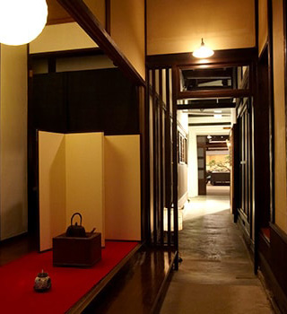 山重 仲町通店